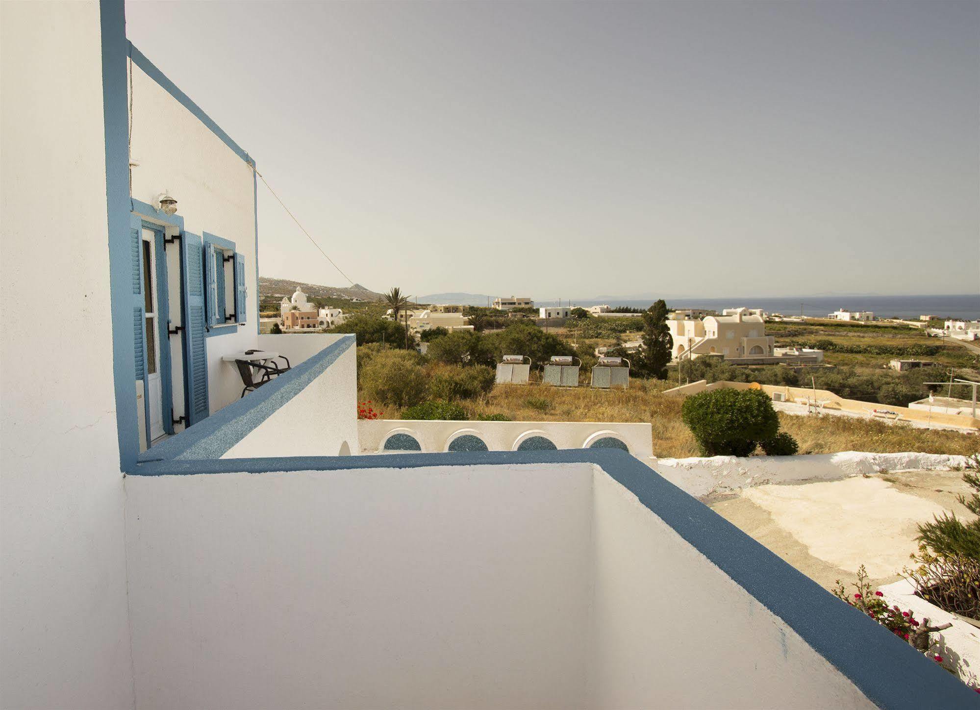 Villa Pelekanos Karterados  Esterno foto