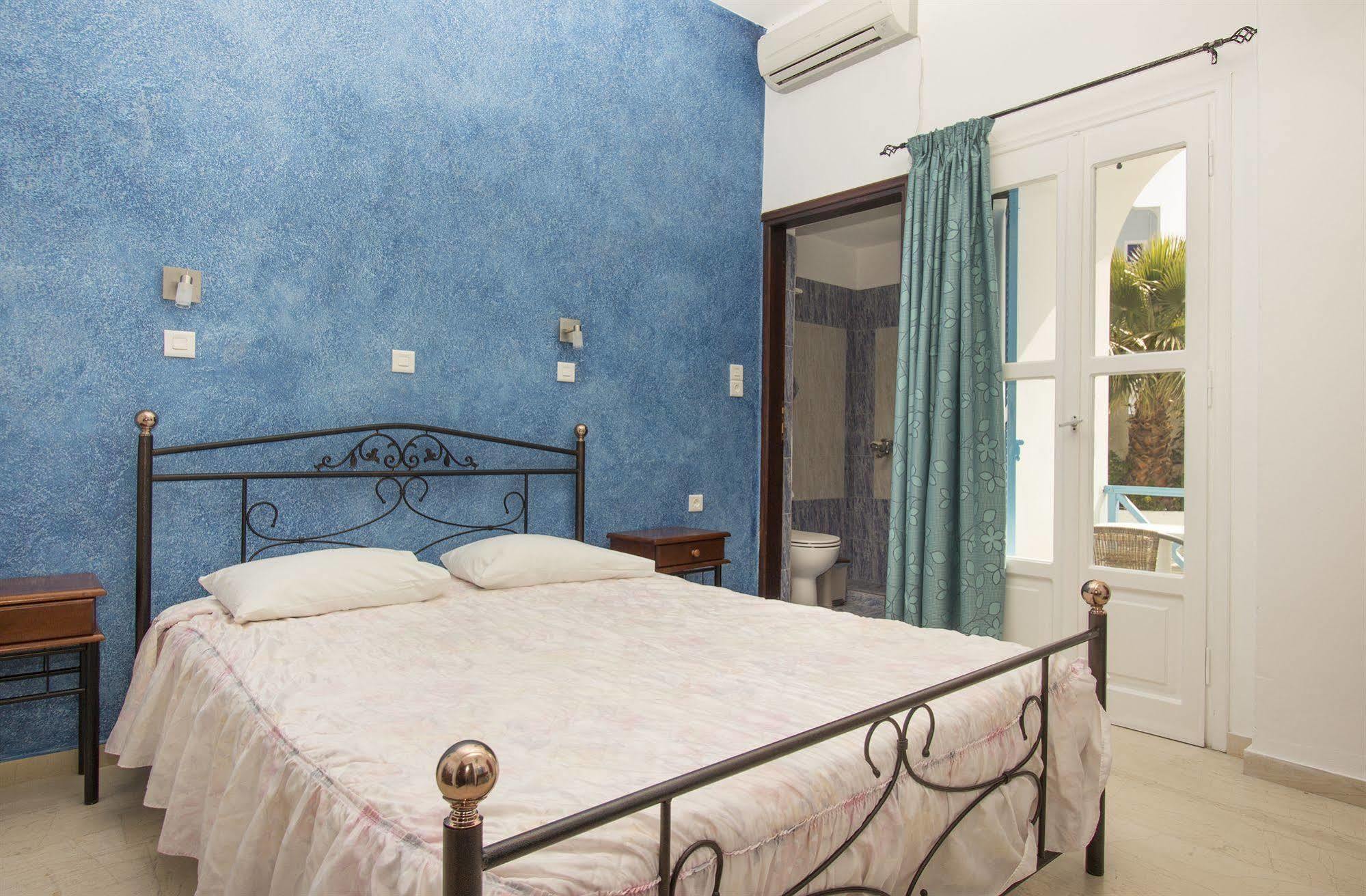Villa Pelekanos Karterados  Esterno foto
