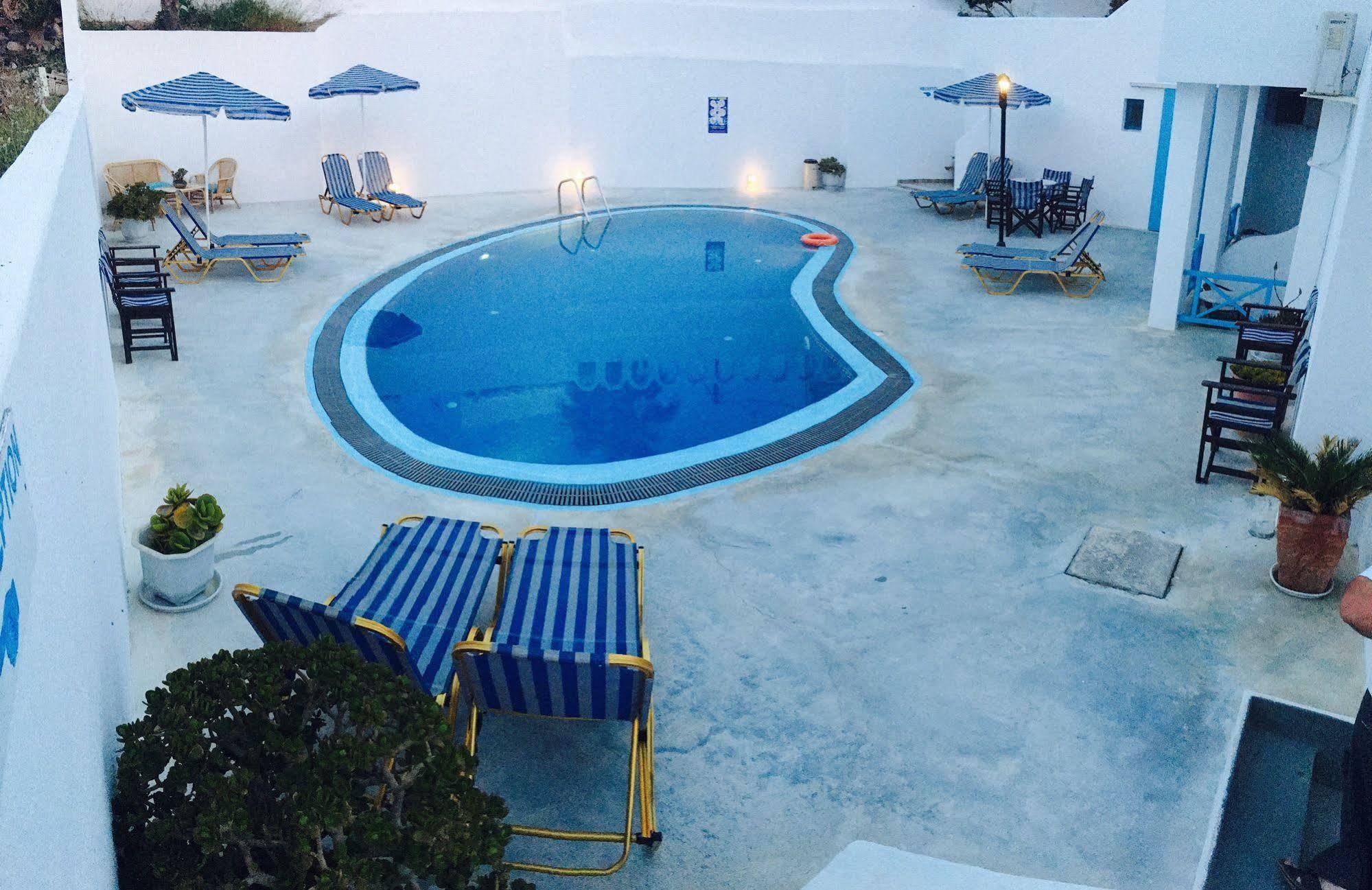 Villa Pelekanos Karterados  Esterno foto